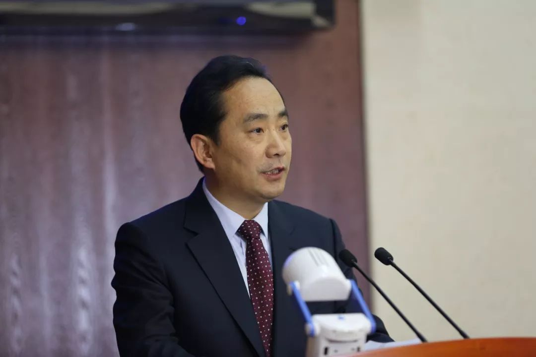 会议表决通过了有关人事事项,决定任命李明远为西安市人民政府副市长