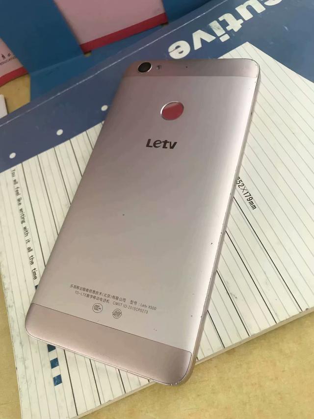 24w快充,299元乐视1s炒鸡手机评测