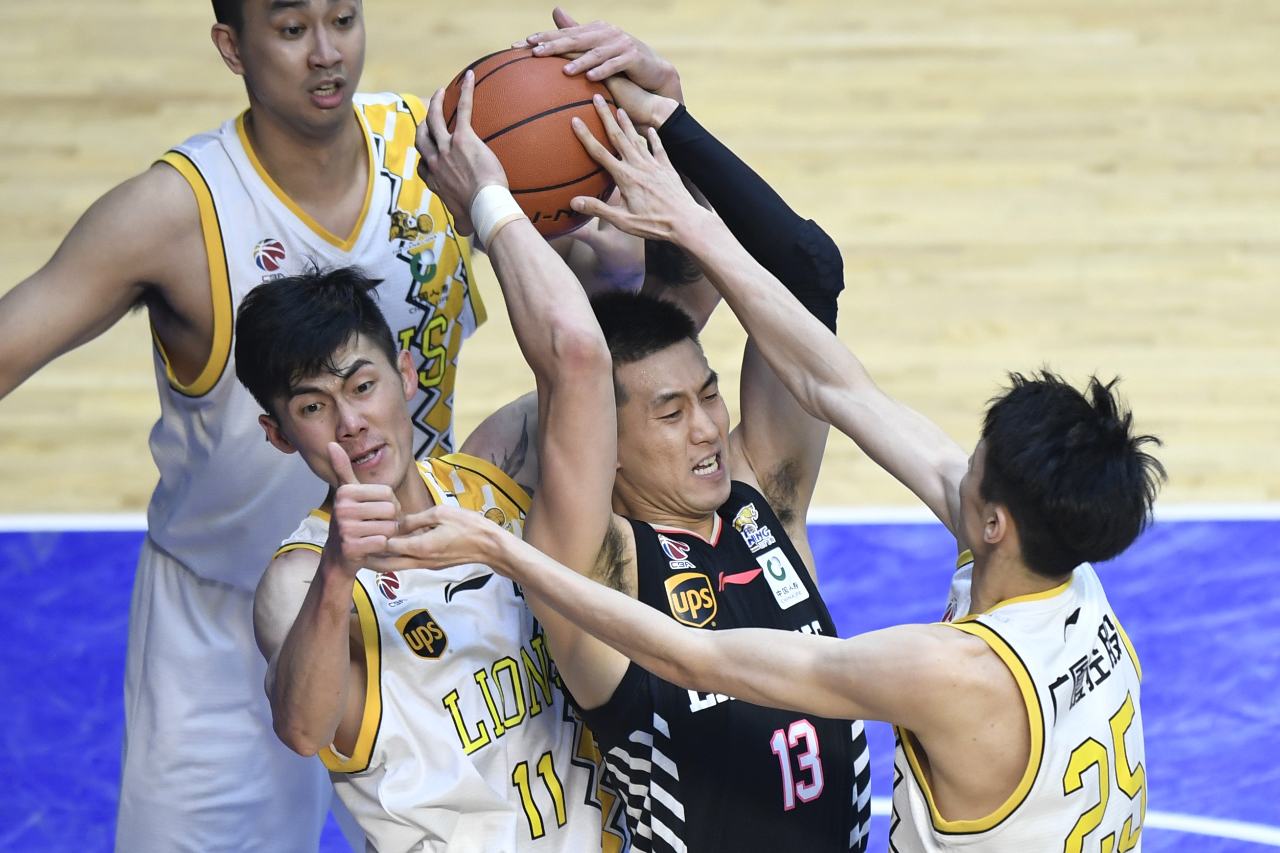 籃球——cba總決賽第二場:遼寧勝浙江(3)