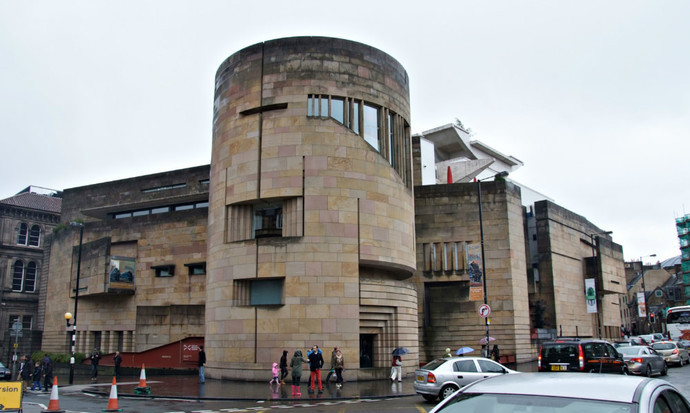 苏格兰国家博物馆,是由苏格兰博物馆和苏格兰皇家博物馆合并而成