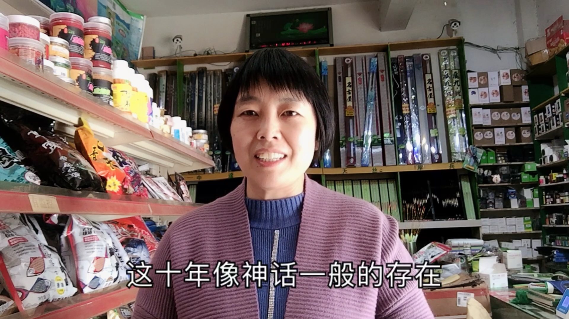 黑坑放鲤鱼了,鲤鱼喜欢吃什么饵料?渔具店老板竟然这样说