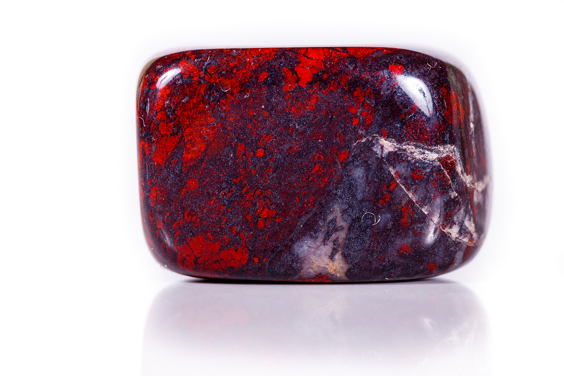 点我头像看直播# #和田玉# #陨石# 新疆红伊丁陨石是一种非常罕见档 