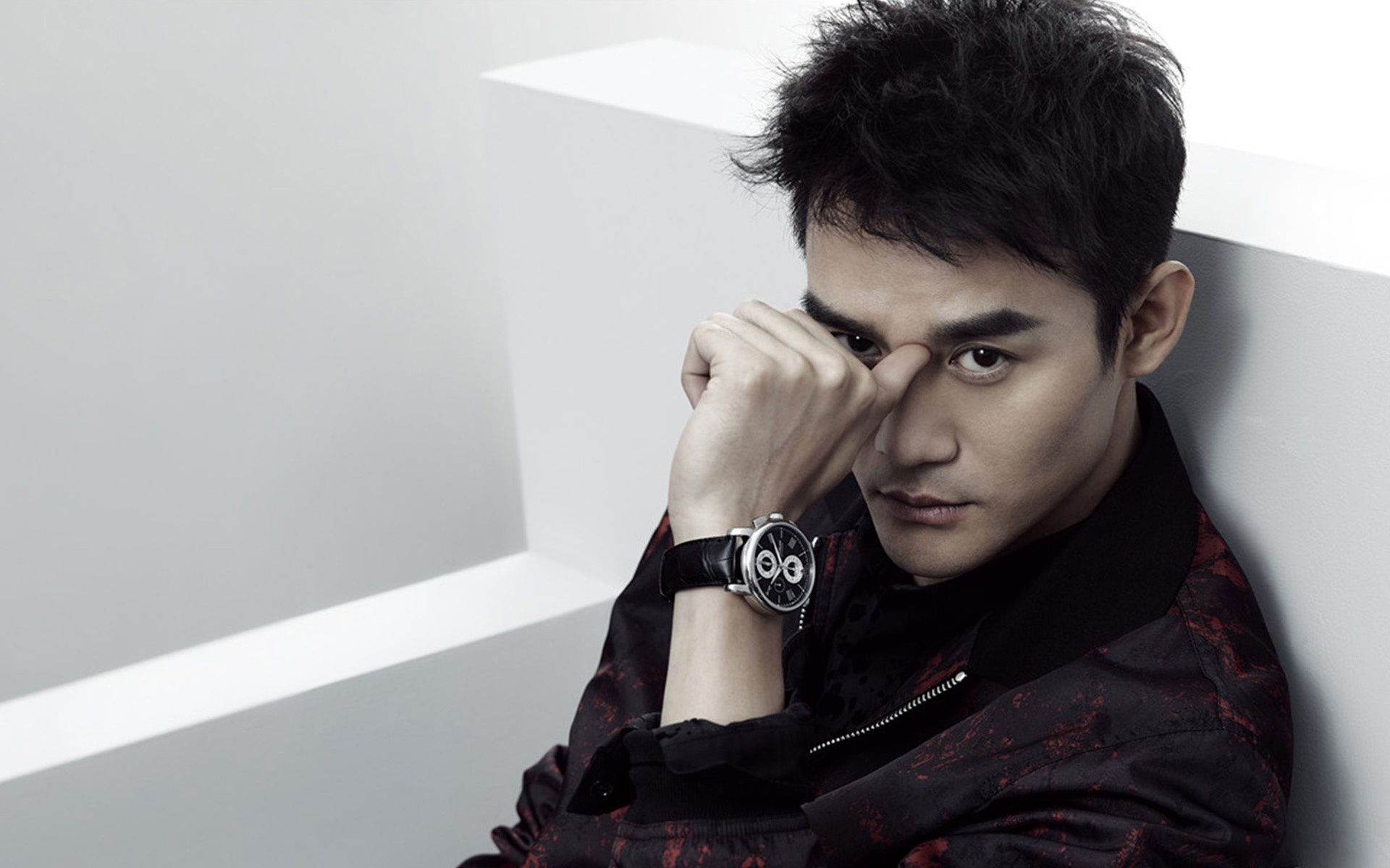 原以为李李翔的《大约是爱》已经够虐,没想到这几本碾压《十年》