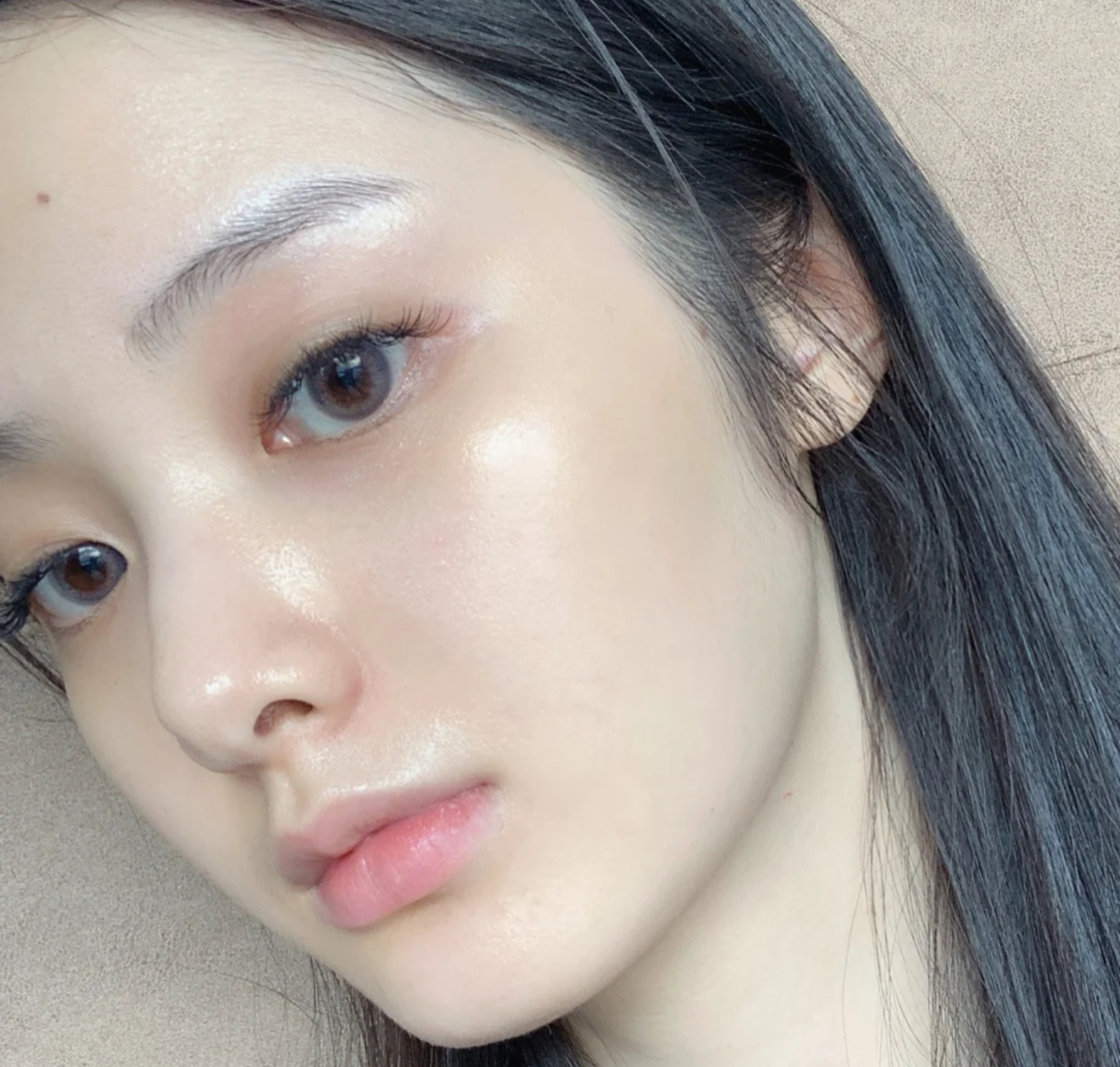 有钱人爱用的顶配精华,小灯泡美白淡斑,雅诗兰黛黑钻紧致抗老!