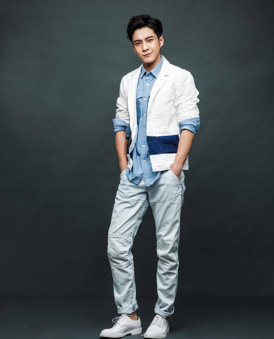 中国内地男演员兼赛车手韩东君