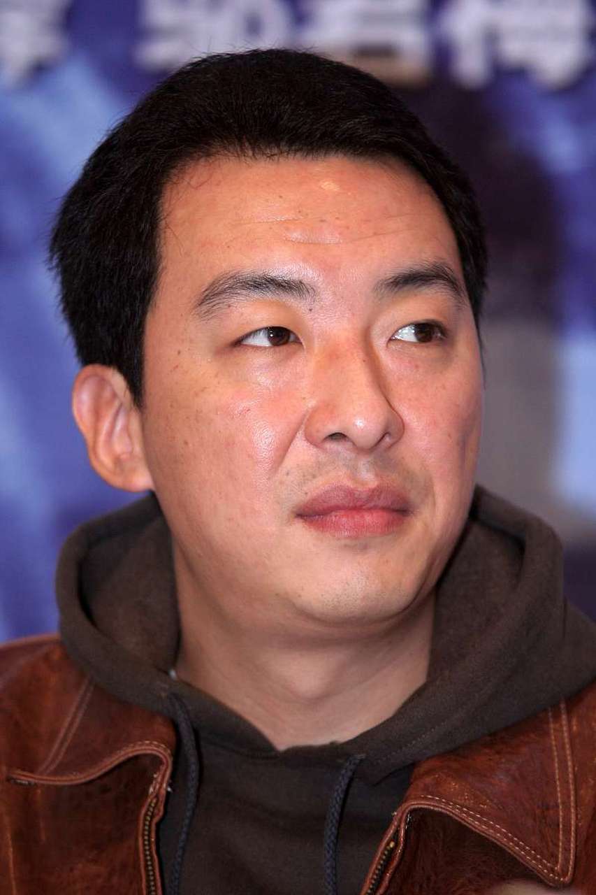 不得不说,孙浩在《我们的日子》里的表演非常出彩,演什么像什么,不管