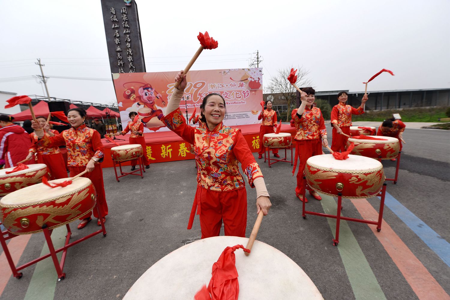 品年味 看年俗 购年货 浙江仙居第二届年俗文化节开幕