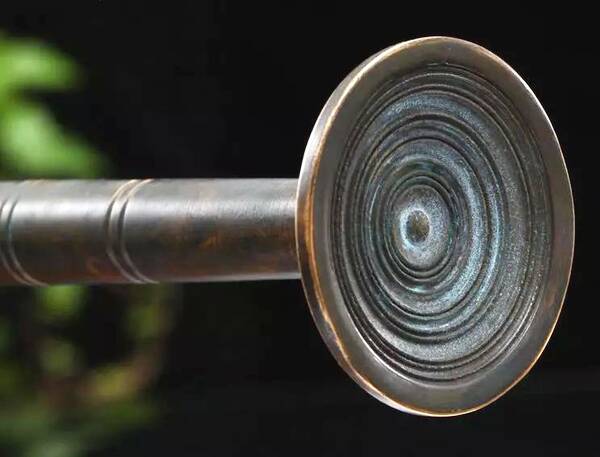 越王勾践剑的剑首同心圆制作超难,专家经研究,破解了制作的难题