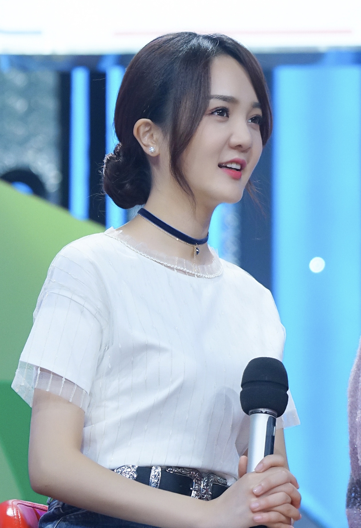 曾经在《中餐厅》中洗碗的靳梦佳也整容了?沈梦辰也无辜被带上了