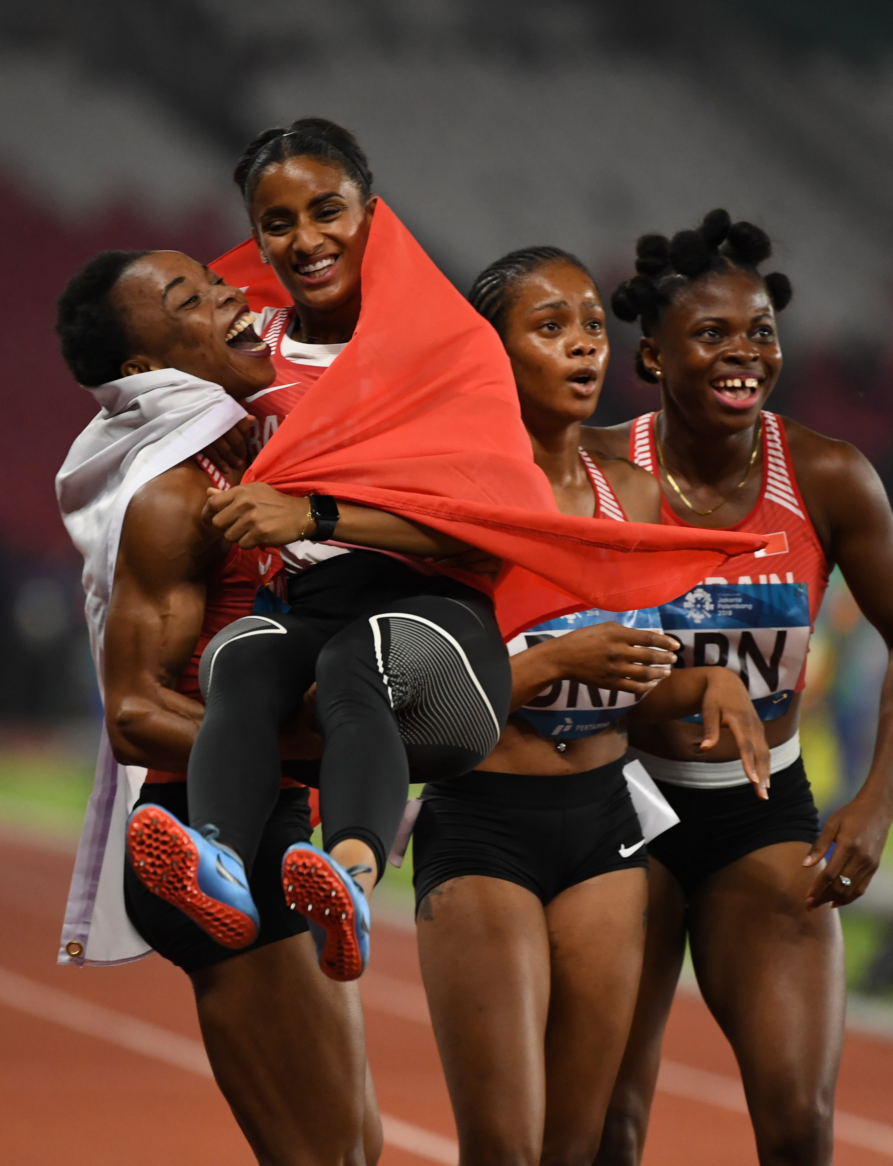 田径——女子4x100米接力决赛赛况(1)