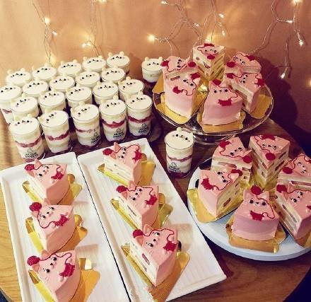 这里足够开一个甜品派对了哦!