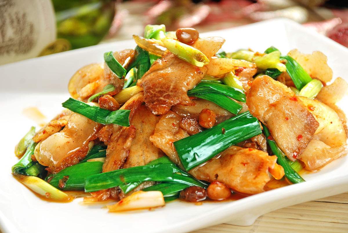 家常热菜做法分享:回锅肉,粉蒸排骨,麻辣豆腐