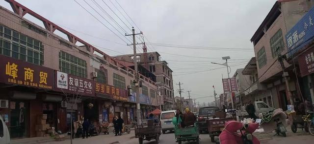 回隆镇何以被称为"小香港"