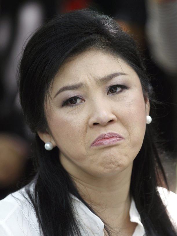 51岁的泰国总理英拉:玫红双唇特性感,相比昂山素季谁更漂亮?