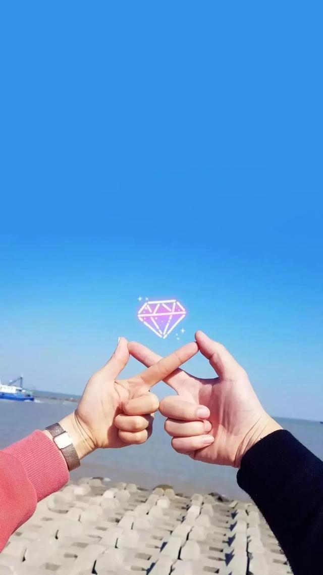 超甜爱心手势壁纸