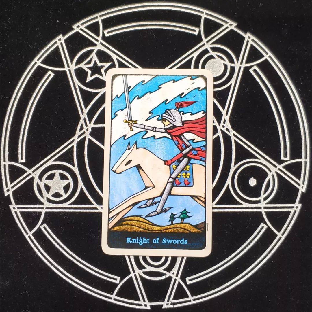 tarot占卜丨今年四五月份你会找到自己的正缘吗?很神奇