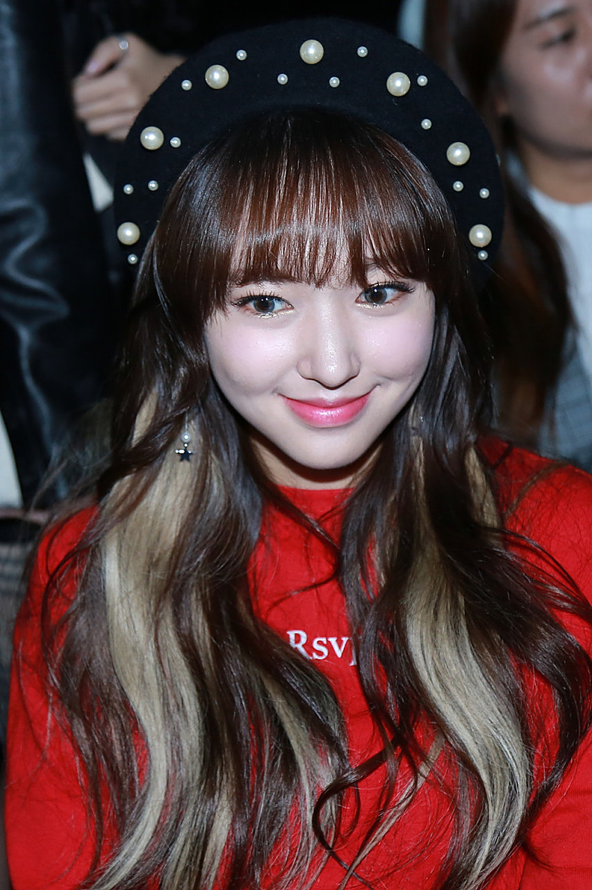 娱乐热ai计划# 程潇最近有什么绯闻吗,没听说但先看到辟谣了?