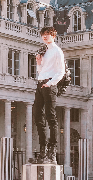 有一种裤子叫蔡徐坤的紧身裤,暴露真实腿围,网友:一般人不敢穿