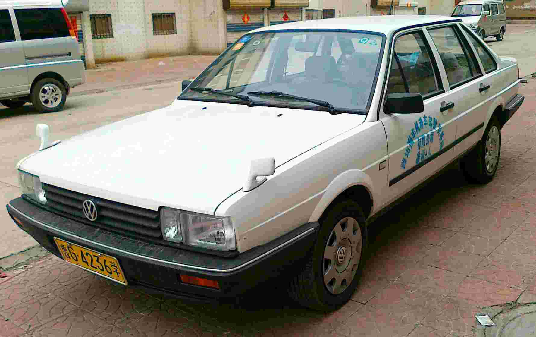 销量榜冠军"朗逸",为啥网上却被黑的很惨?车主:符合国人需求