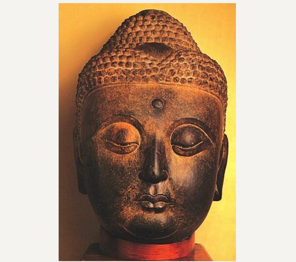 阿弥陀佛石膏粉彩绘石灰石头像——髻形的变化