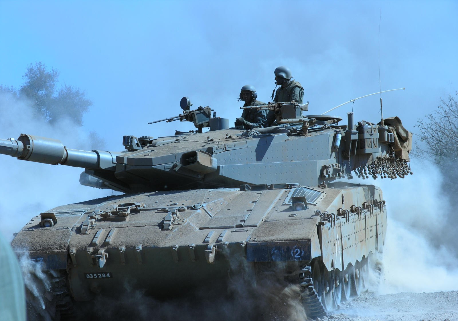 首批生产型梅卡瓦mk1型坦克于1979年交付以色列陆军.