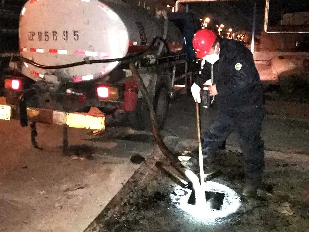 在葫蘆島,這些黨員保障著錦西石化員工平安上班