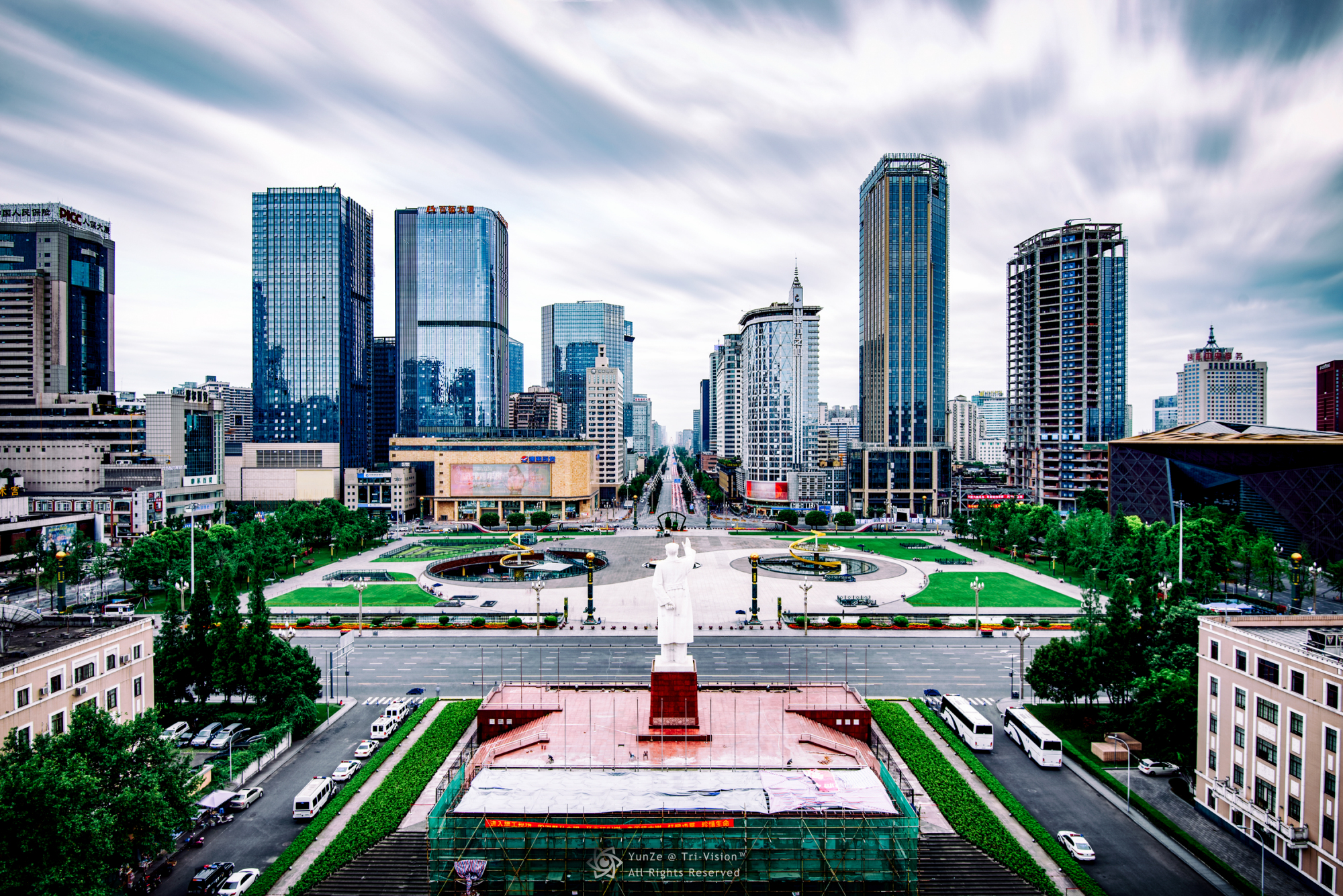 城市摄影故事|漫步在天府广场,如果我们俯视它,我们能看到什么