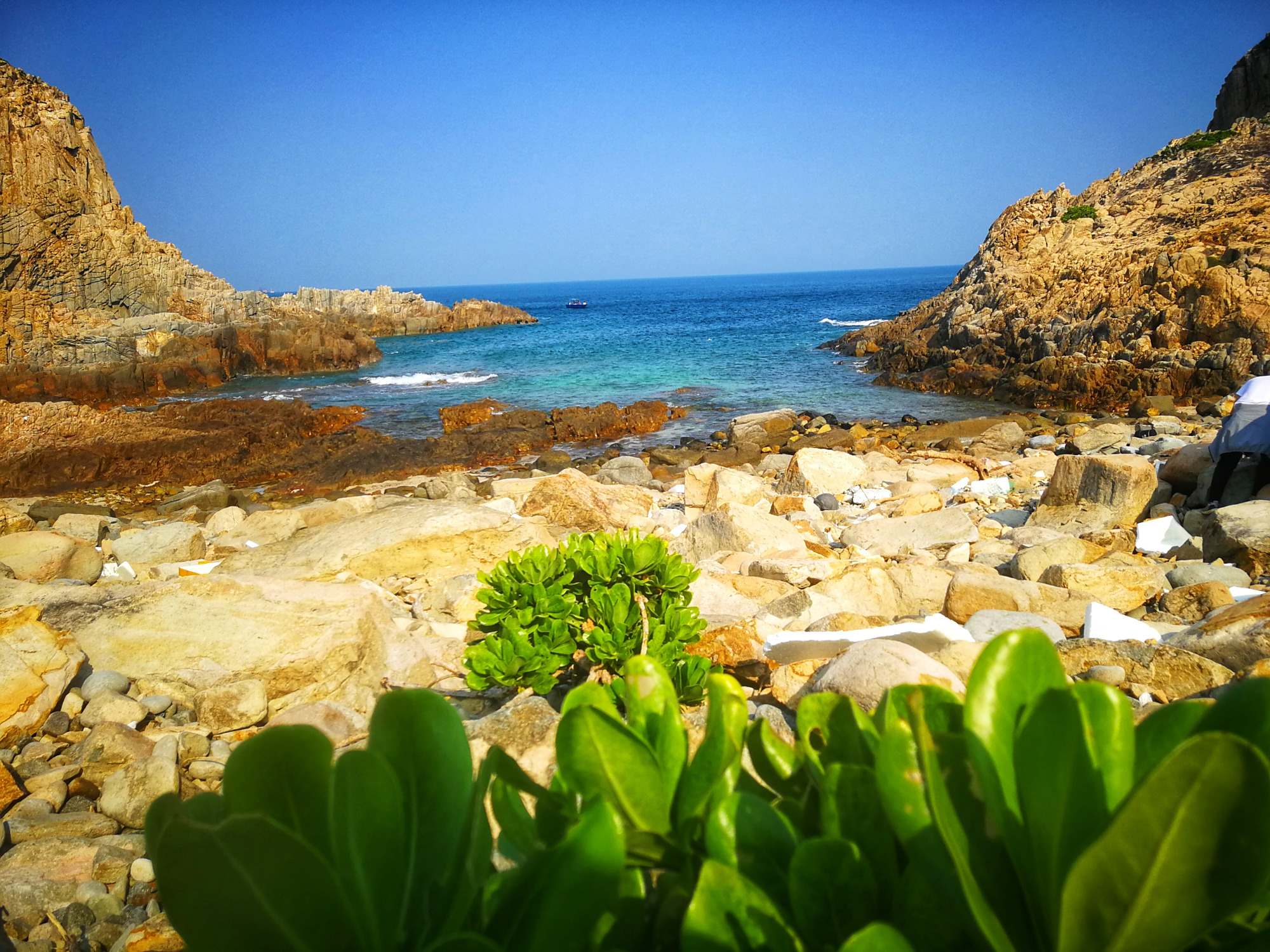 旅行记忆:香港无人荒岛-火石洲露营