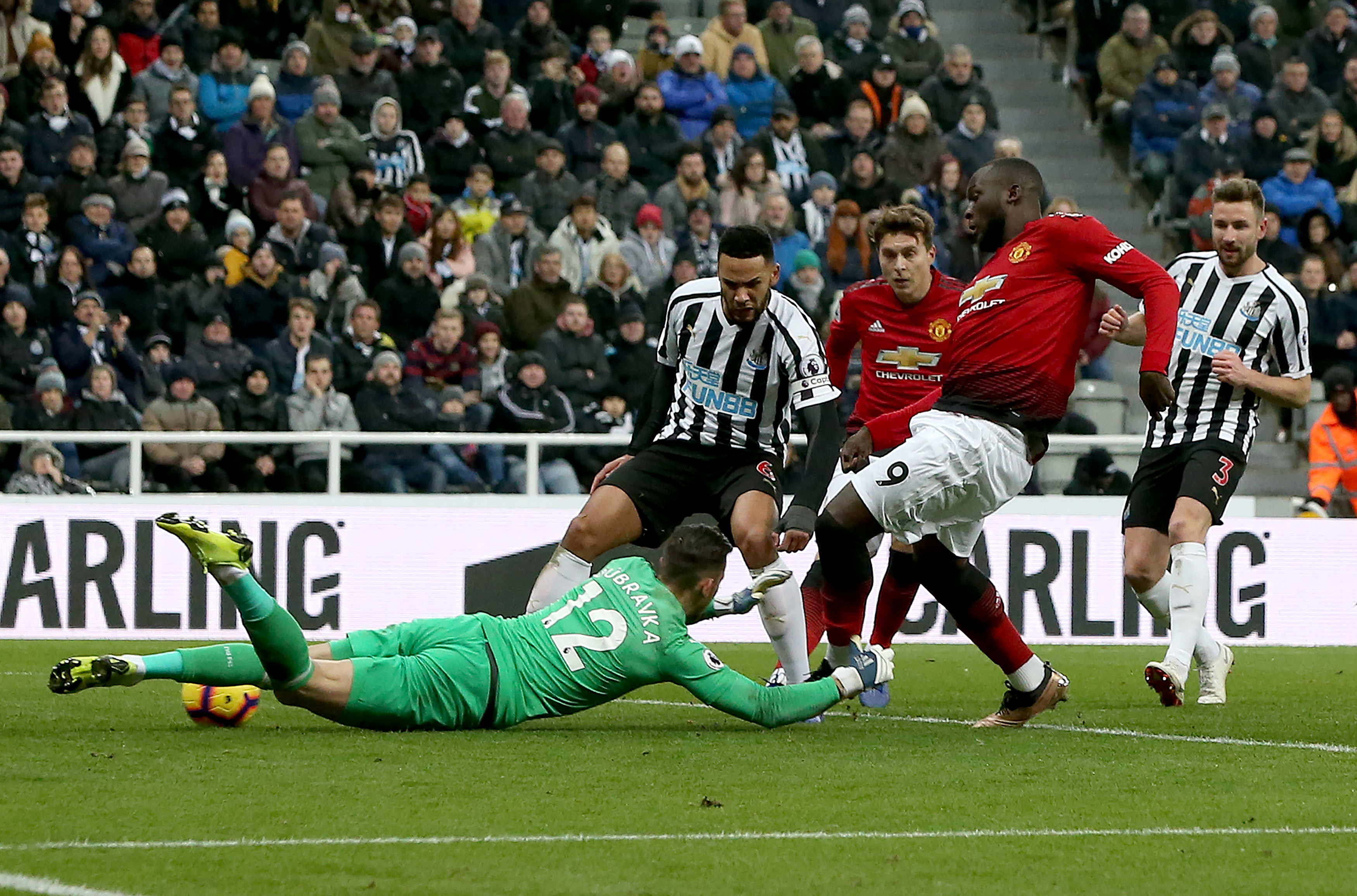 英超圣诞大战前瞻：曼联VS纽卡 6战5负阴影下，92胜优势能否翻盘？