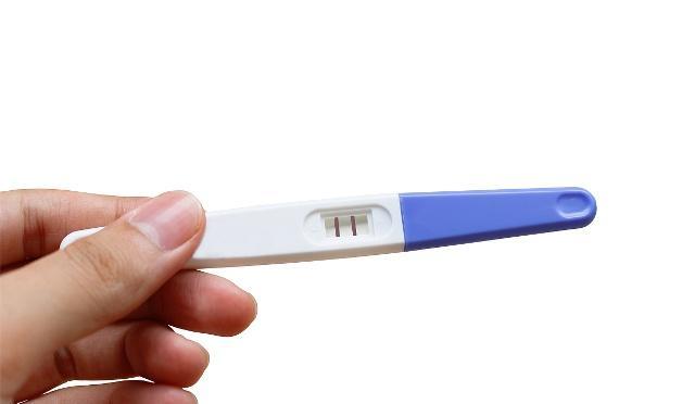 验孕棒有两条线就是怀孕吗?别急着开心,排除这种情况才是真怀孕