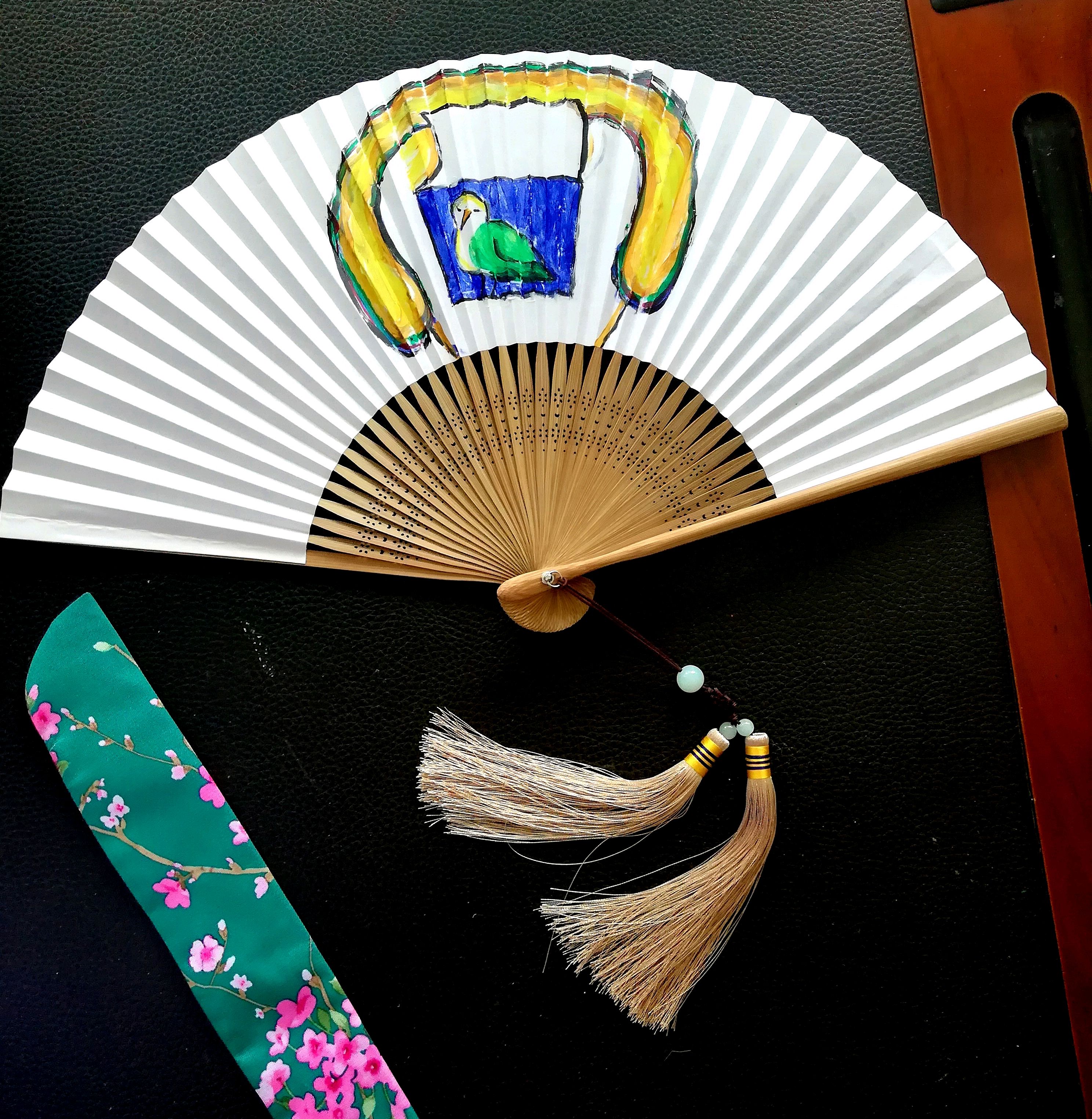 画了一把日式扇子,中西合璧