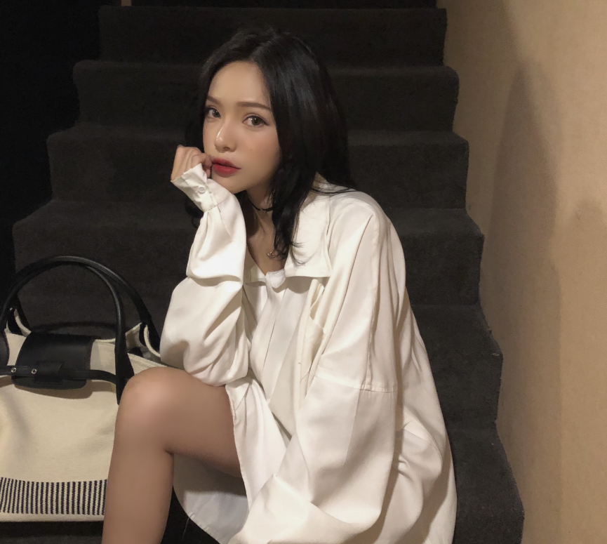 网红saya再出大事!共青团与人民日报一起点名!网友:活该!