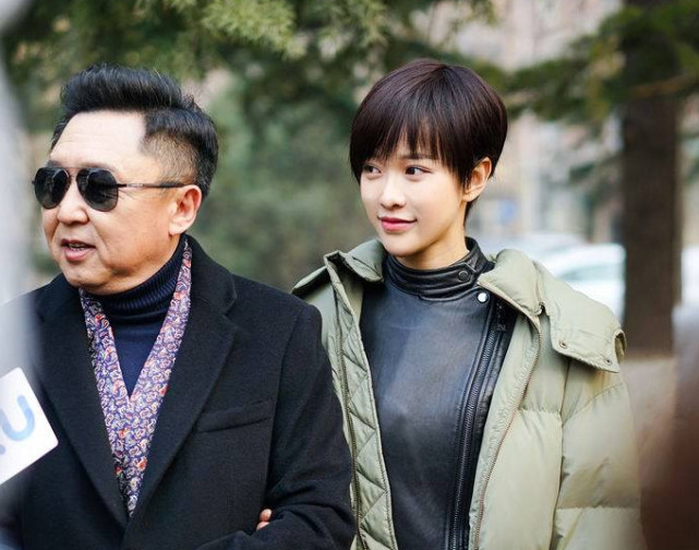 坑爹游戏:谦大爷的mv大电影