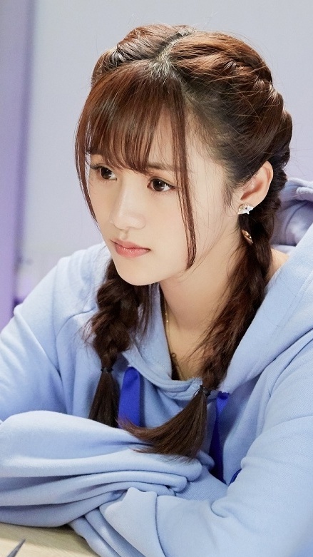 安悦溪精美手机壁纸,网友:这是吃可爱长大的吧?