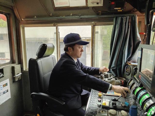 百万安全公里火车司机李泽军:精益求精传匠心