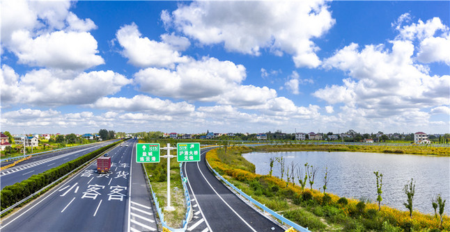 好消息!锡通过江通道公路南北接线工程顺利交工验收