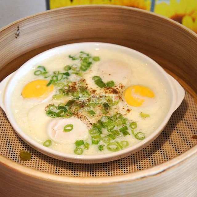 卧鸡蛋,蛋黄绵密原香,口感鲜嫩,原汁原味