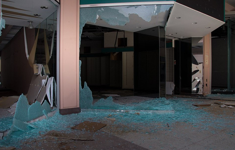 摄影师拍美废弃购物中心 曾是昔日最大最豪华商场