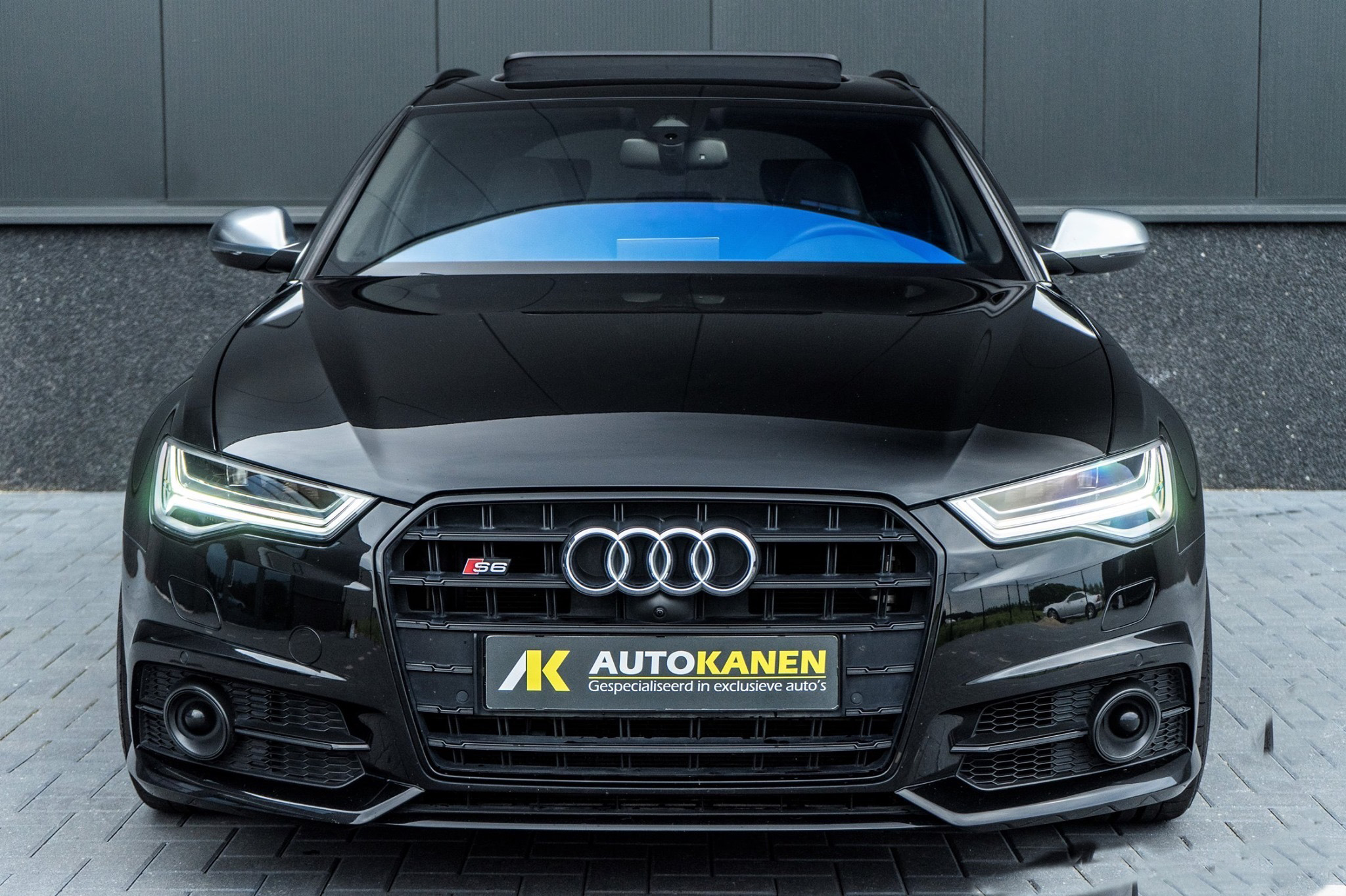 奥迪全新改装s6 avant尾部