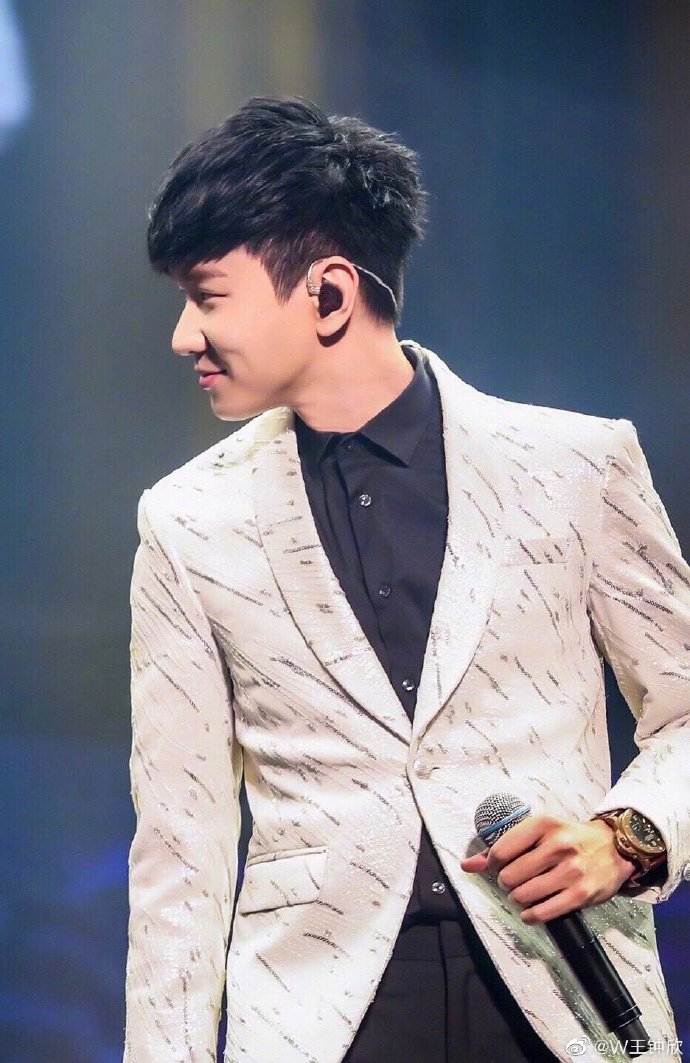 又是一首单曲循环的歌啊