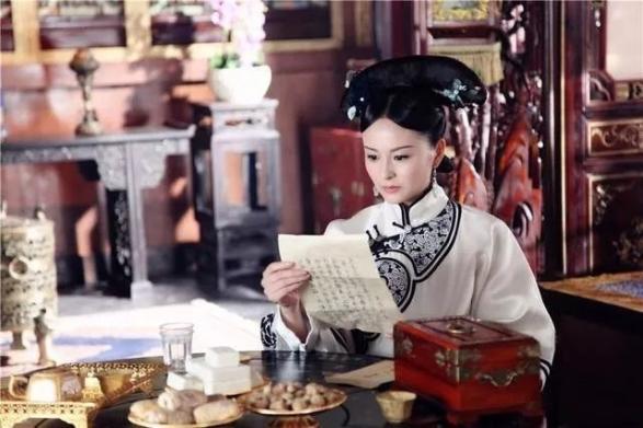 "儿臣 的账单与"额娘 的神回复火了