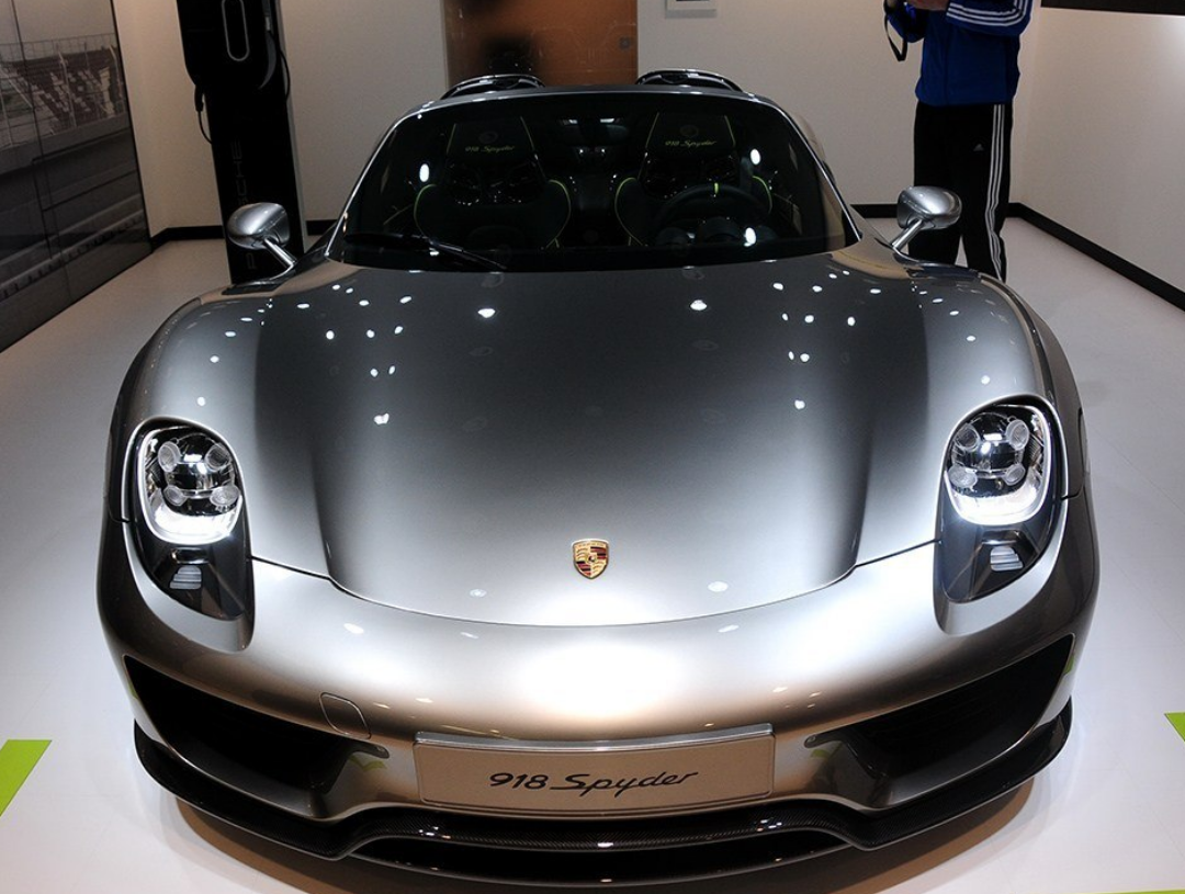 外观一直都很喜欢这个颜色以及造型,流光显得很有科技