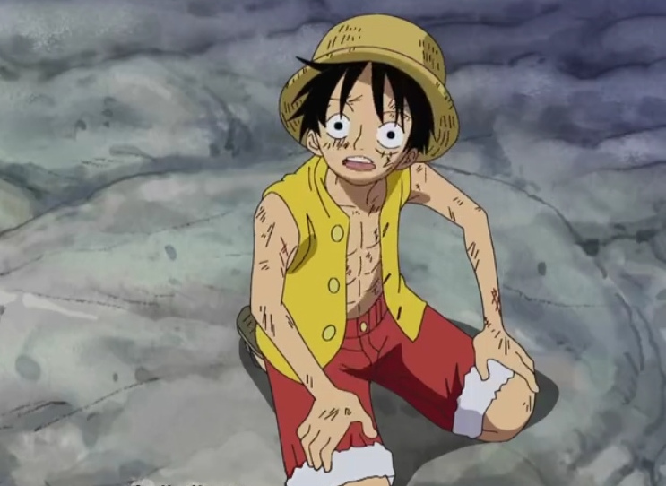 路飞衣品变化大:两年前一套穿到司法岛,两年后一月换了七八套