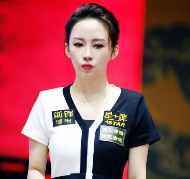 出生于1982年的潘晓婷,是中国职业台球花式九球打法选手.