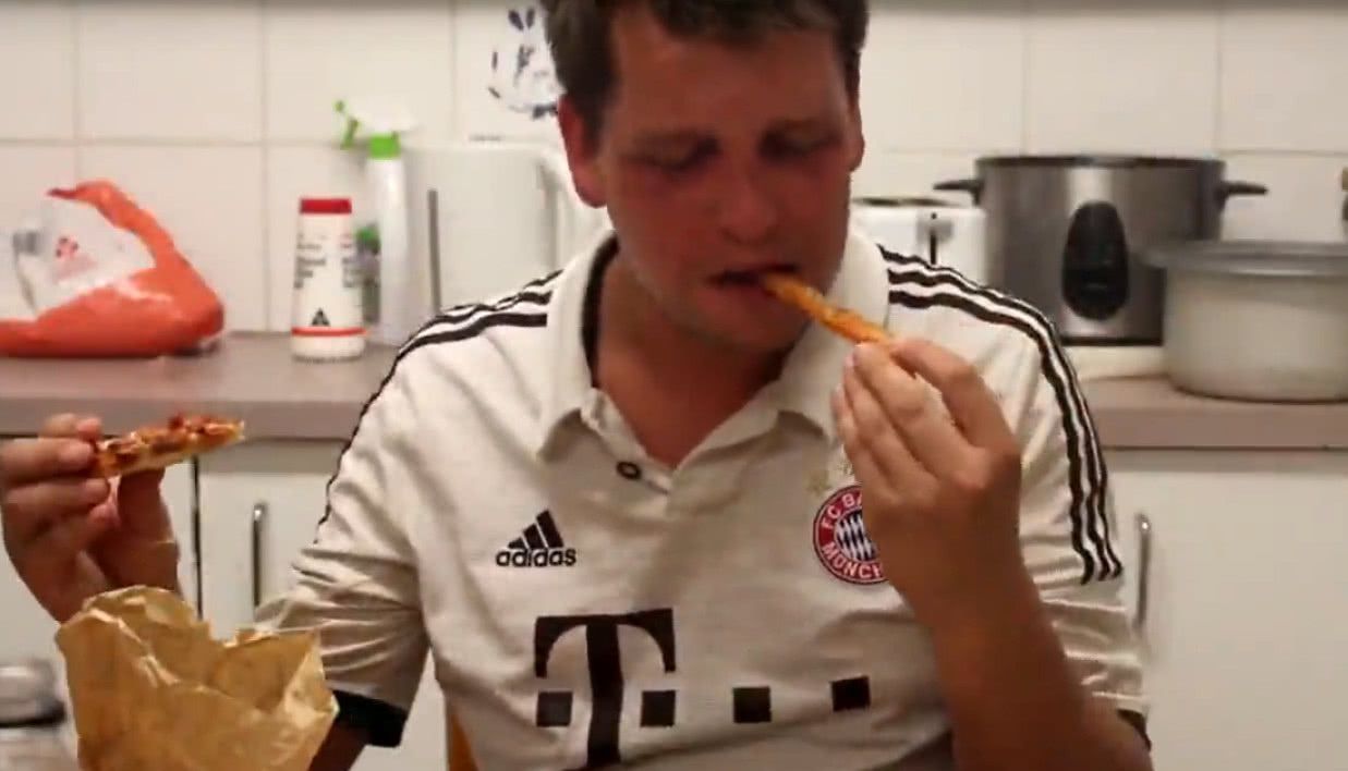 继辣条后,又一中华美食得到外国人宠爱,一碗50排队也来吃