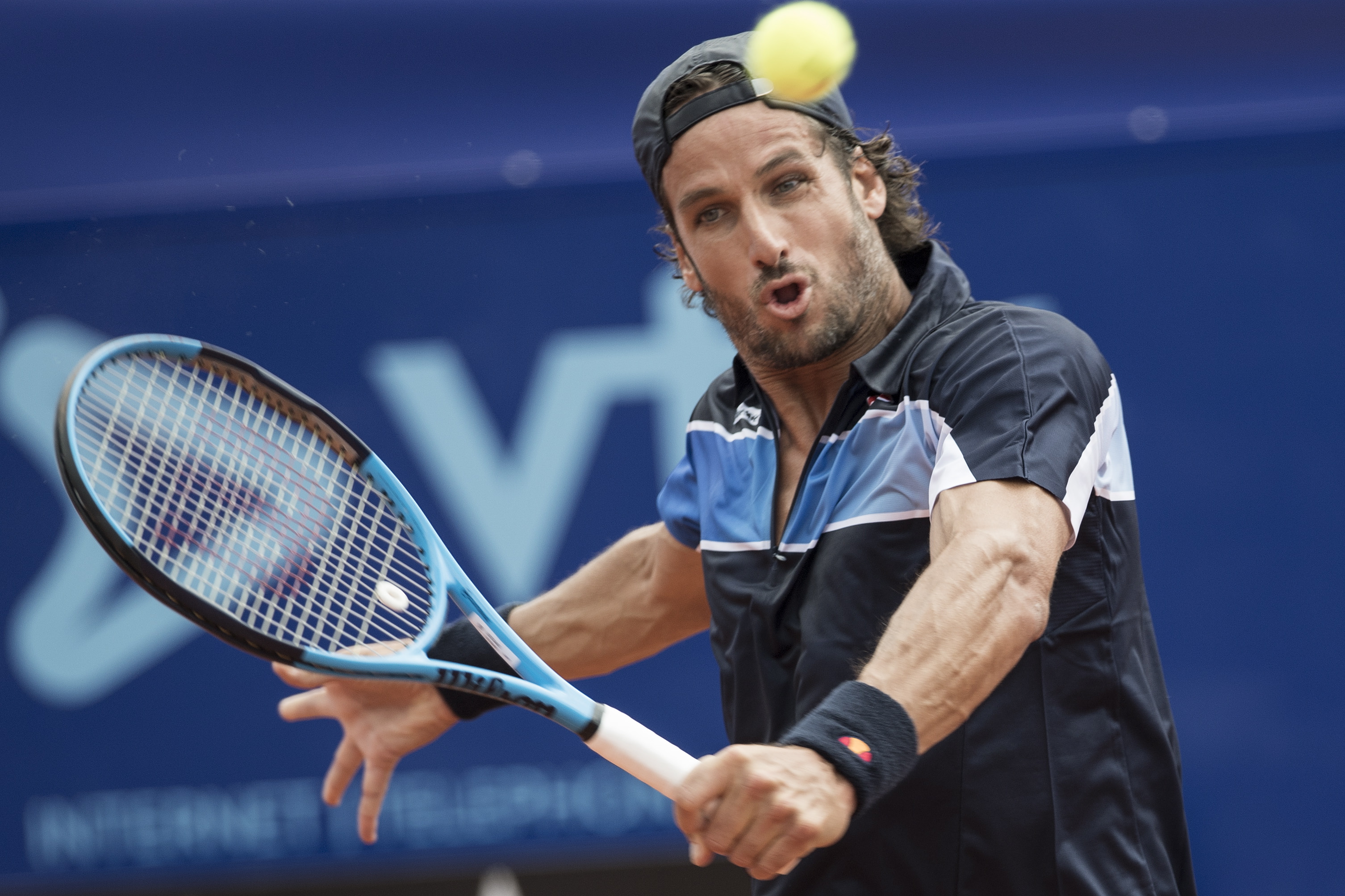 网球——瑞士公开赛:洛佩斯晋级(9)