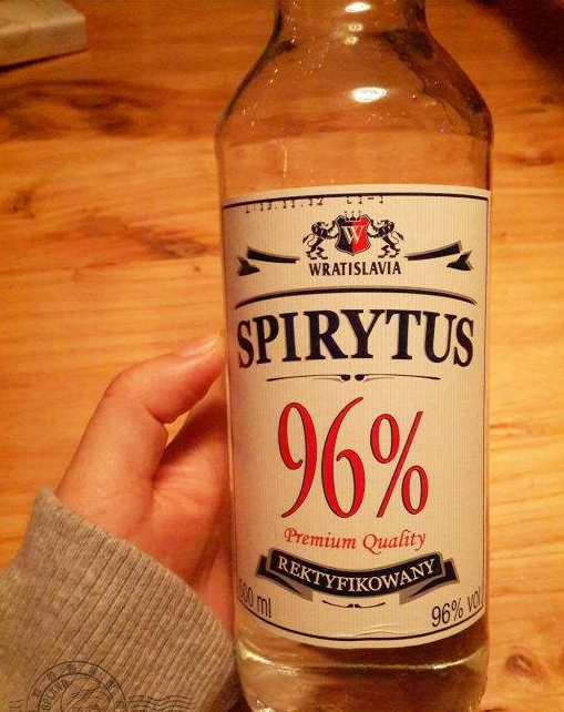 世界上最烈的5种酒,都喝过的是酒神,最后一种东北大汉也不敢喝