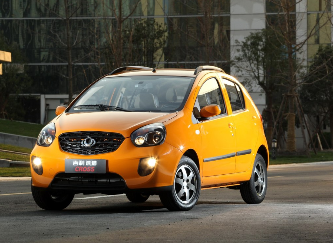 我自己坐在主驾驶完全没压力,座椅都是可调节的,空