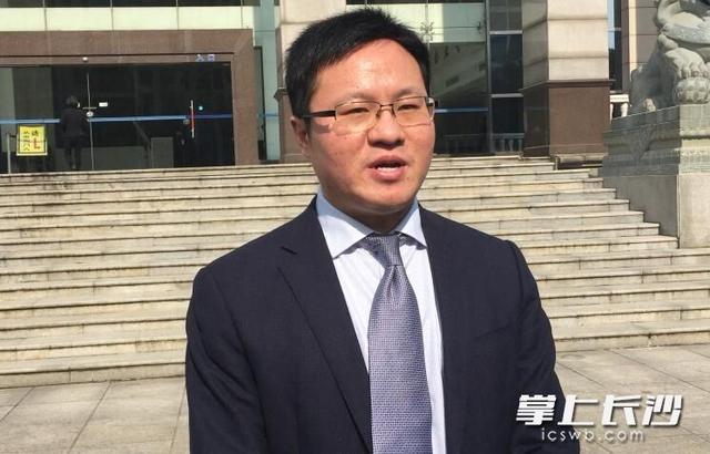 随着调查的深入,刘高经发现,出口美国,澳大利亚的同款