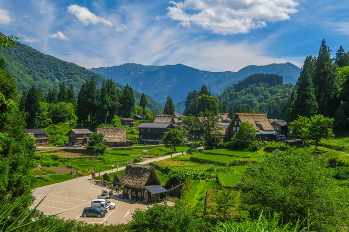 在日本中部山区旅游时,这些"美丽"的地方,哪个比较吸引你?